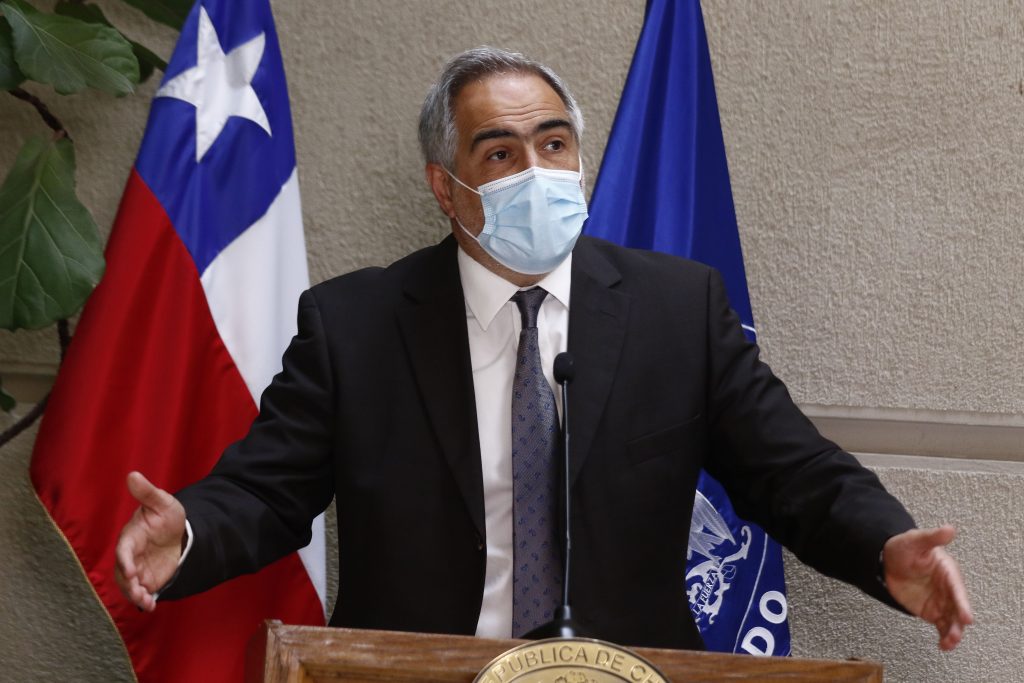 Senador Chahuán inscribió su precandidatura por RN para las próximas presidenciales