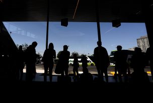 Autoridades supervisan medidas sanitarias y de seguridad en los terminales de buses