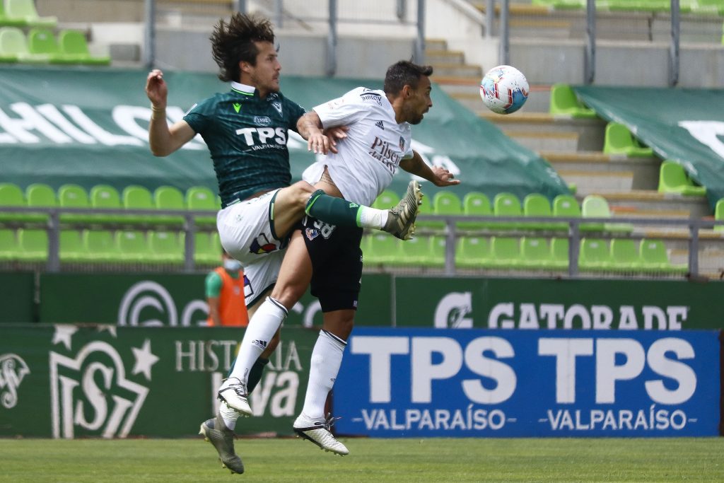 Francisco Alarcón, volante de Wanderers: “Colo Colo va a salir del descenso, es un equipo grande”