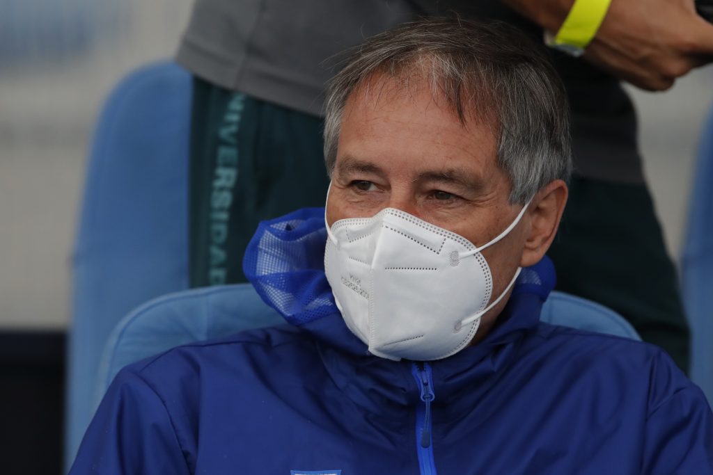 Ariel Holan: “Estamos todavía con las chances intactas de campeonar”