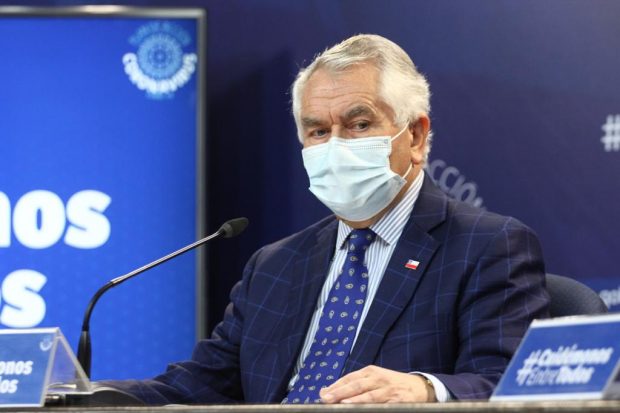 Minsal asegura que variante Lambda “no es de preocupación” y que “no hay evidencia clara de que sea más patógena”