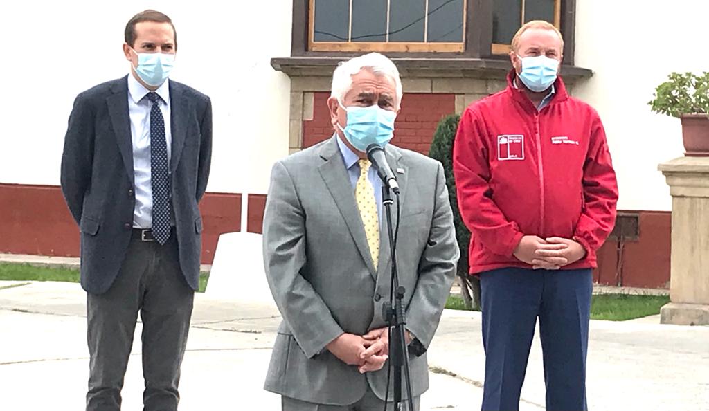 Ministro Paris frente nuevos anuncios del “Paso a Paso”: “Afortunadamente, a nivel nacional y en la R. M. las cifras son bastante buenas”