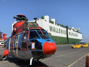 Cinco helicópteros que combaten incendios forestales fueron descargados con éxito desde Puerto Central de San Antonio 