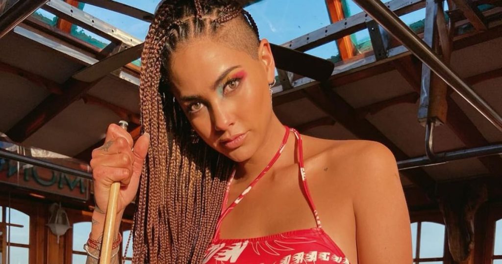 “Diosa”: Camila Recabarren le dio la bienvenida al 2021 con osada fotografía