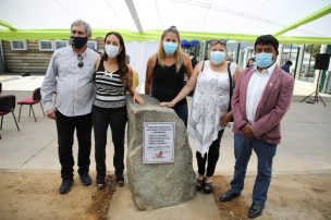 Ministra Cecilia Pérez encabezó homenaje a canoísta Karen Roco en Constitución