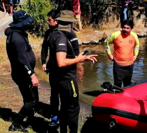 Encuentran cuerpo de anciano de 71 años que cayó desde un kayak en Quillón