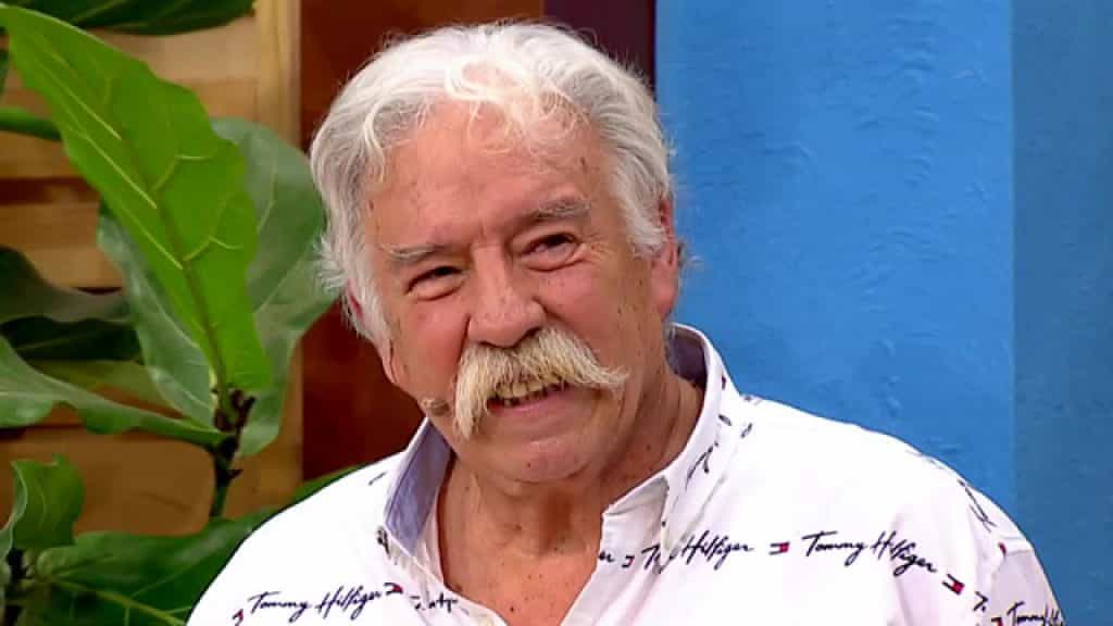 “Profesor Rosa” envió emotivo mensaje a seguidores antes de ser operado por cáncer de colon