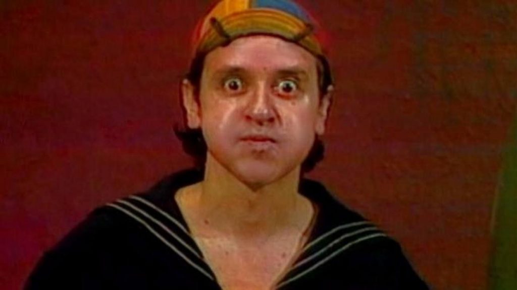 Carlos Villagrán, el recordado “Kiko” del “Chavo del 8”, se registró como precandidato a gobernador y alcalde de México