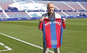 ¿Vendrá o no? DT del Levante aclaró rumores que lo vinculan a la Roja