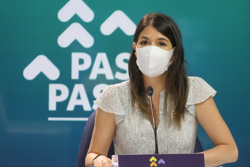 Subsecretaria Martorell defendió las medidas del Minsal: “Las decisiones no se adoptan por las opiniones de las personas”