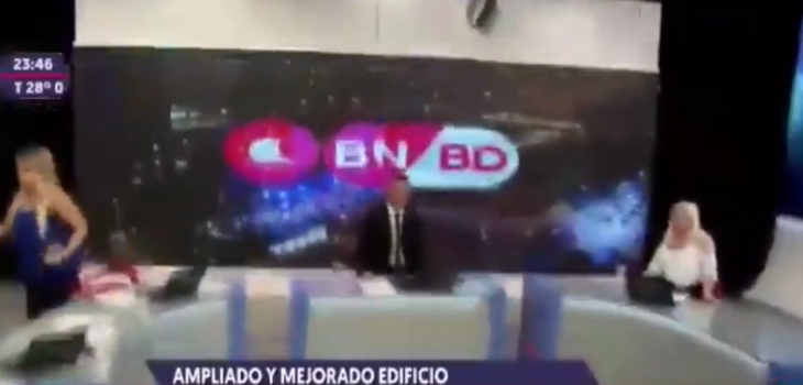 VIDEO | Así se vivió el sismo en Argentina: dos animadores de TV no pudieron con la situación