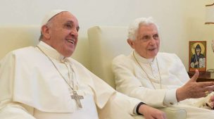 Papa emérito Benedicto XVI recibió la vacuna contra el Covid-19