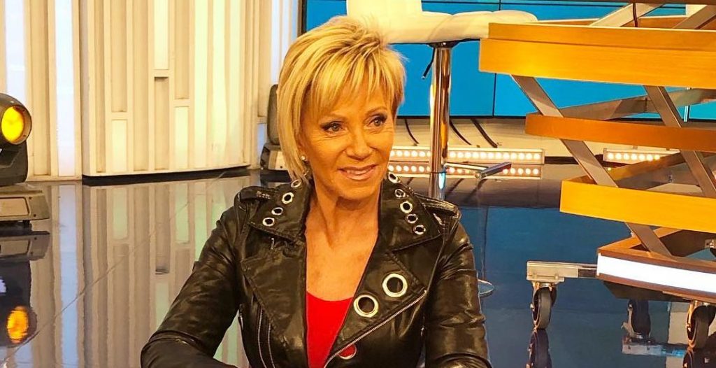 “¡Siempre maravillosa!”: Raquel Argandoña conquista con elegante y juvenil look invernal 