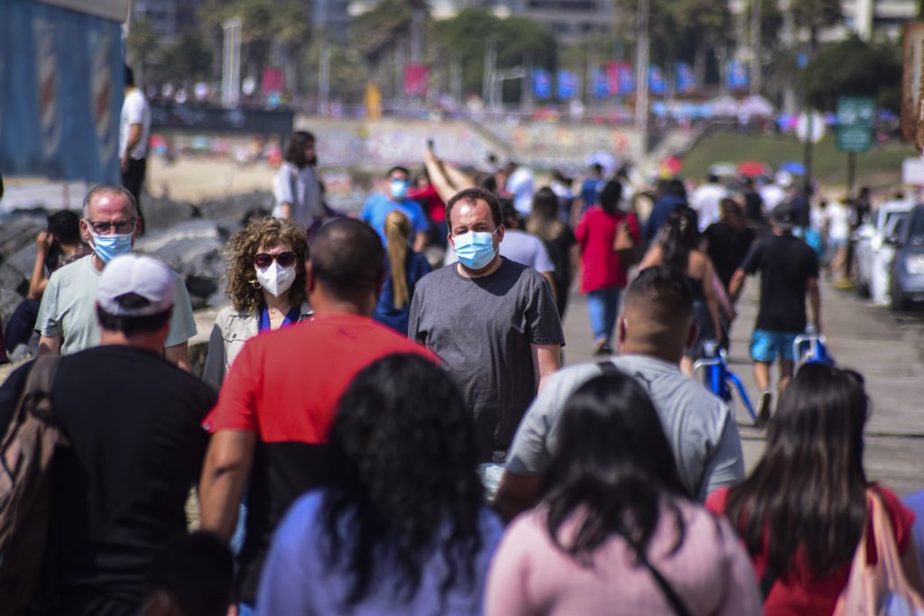 65% de los chilenos se endeudan para enfrentar los gastos de marzo