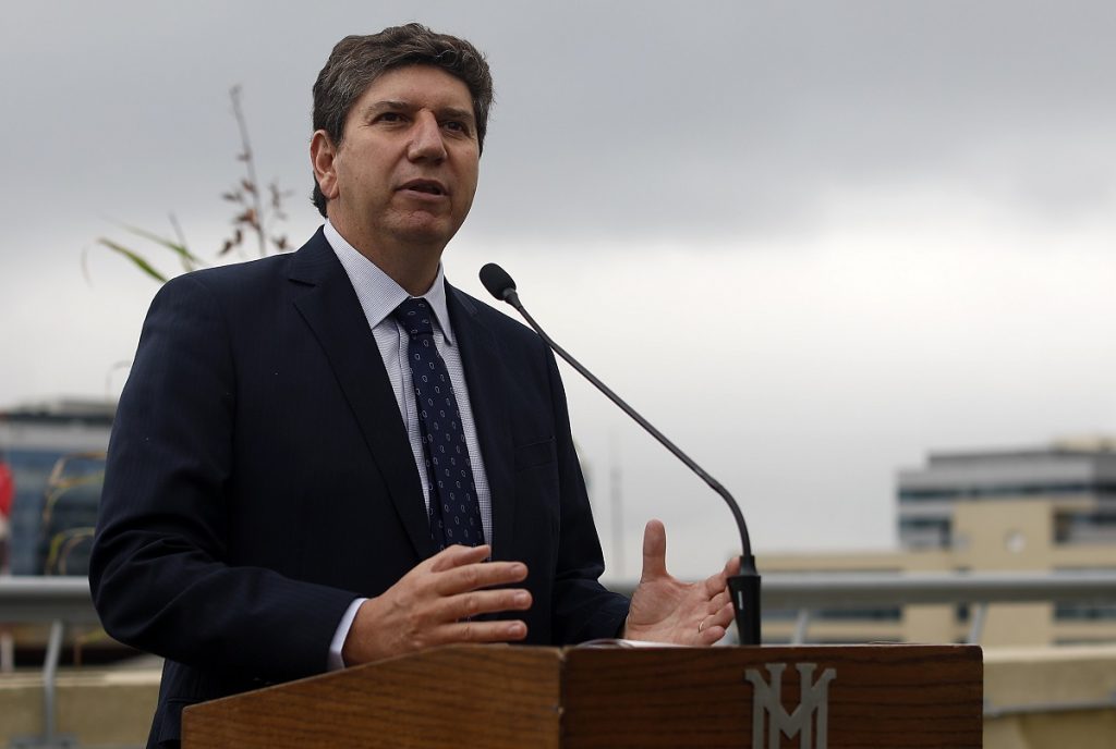 Ministro Cerda sostiene que repunte en el mercado luego de primarias 2021 se debe a “un cúmulo de noticias”