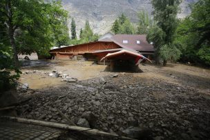 San José de Maipo: 70 personas fueron evacuadas por peligroso aumento de caudal del río Colorado