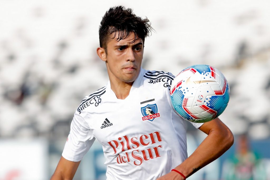 “Pásenle la 10”: Hinchas de Colo Colo festejaron el golazo de Pablo Solari ante U. de Concepción