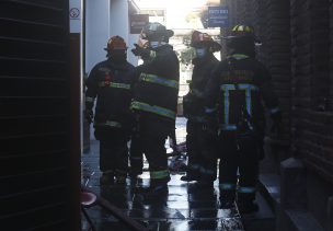 Cuatro casas incendiadas deja fiesta clandestina en Independencia