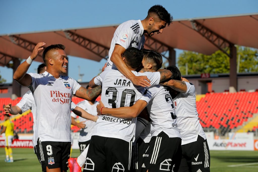 Colo Colo venció a la U. de Concepción y se mantiene en Primera División después de un año para el olvido