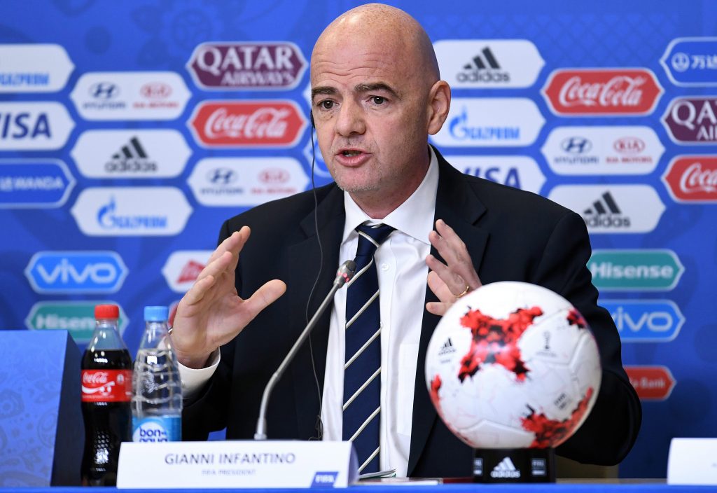 FIFA prolonga medidas temporales sobre la cesión de jugadores
