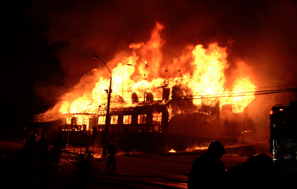 Prisión preventiva para imputados por incendio en municipalidad de Panguipulli