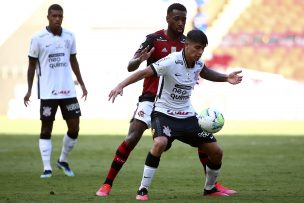 DT de Corinthians se deshizo en elogios para Ángelo Araos: 