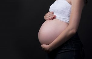 ¿Se podrán vacunar mujeres embarazadas y/o en periodo de lactancia?