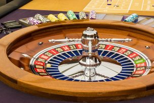 Casinos podrán funcionar en paso 2 de Transición en espacios abiertos