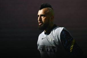 Arturo Vidal fue operada de manera exitosa de la rodilla