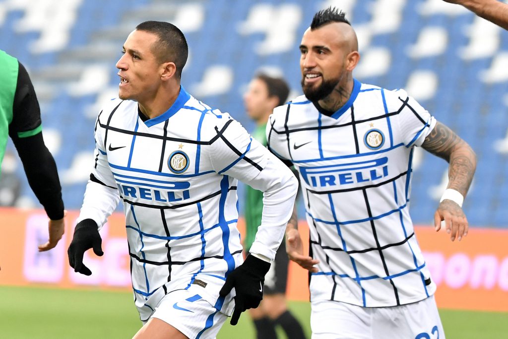Vidal y Alexis, como “hermanos” en Italia