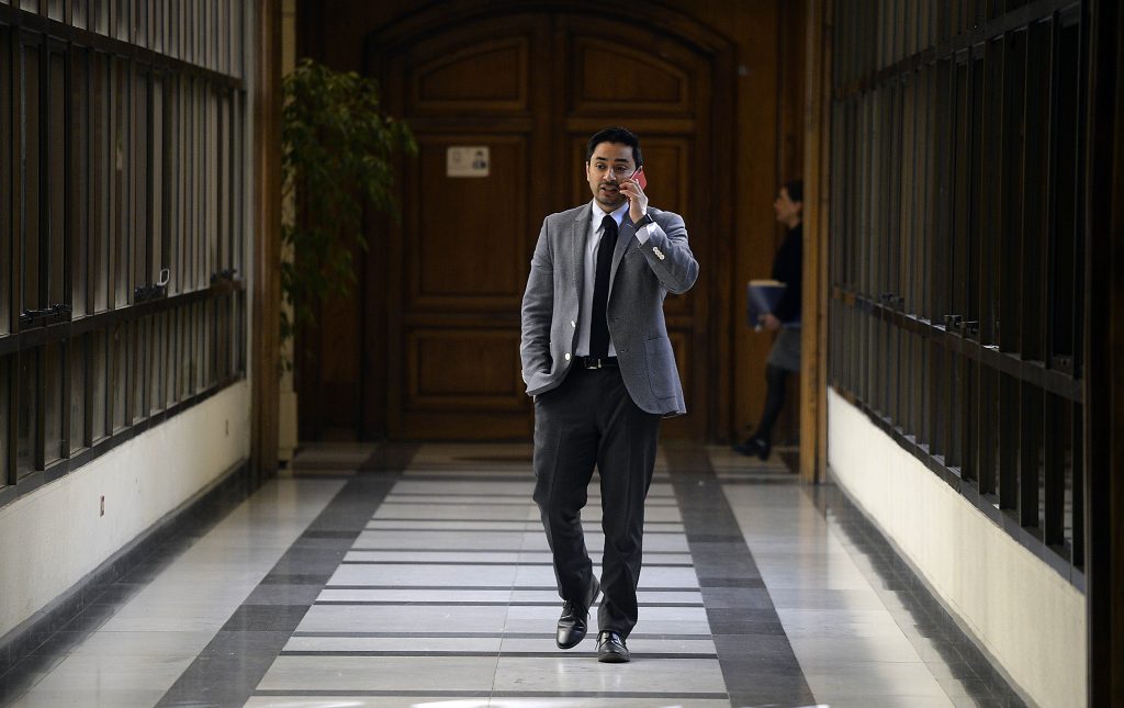 “No podemos permitir la destrucción de la AFC y las AFP”: Carter (UDI) pide al Gobierno “asumir el liderazgo legislativo”