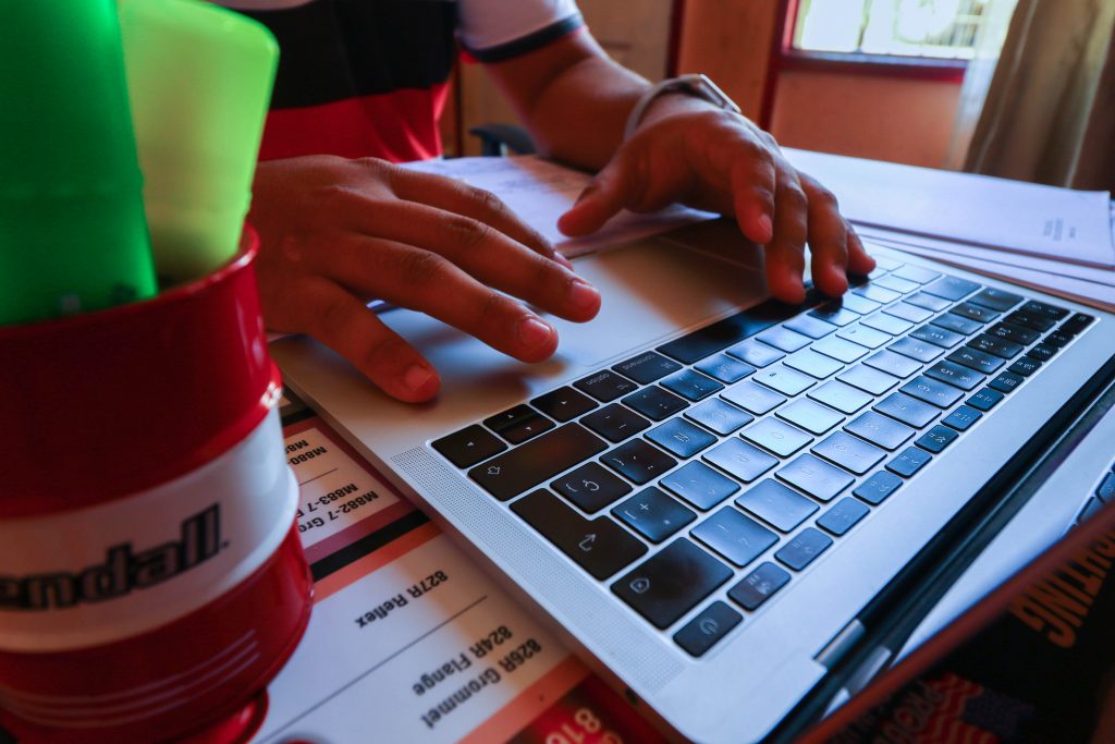 Minsal elabora guía para la prevención del ciberacoso en adolescentes