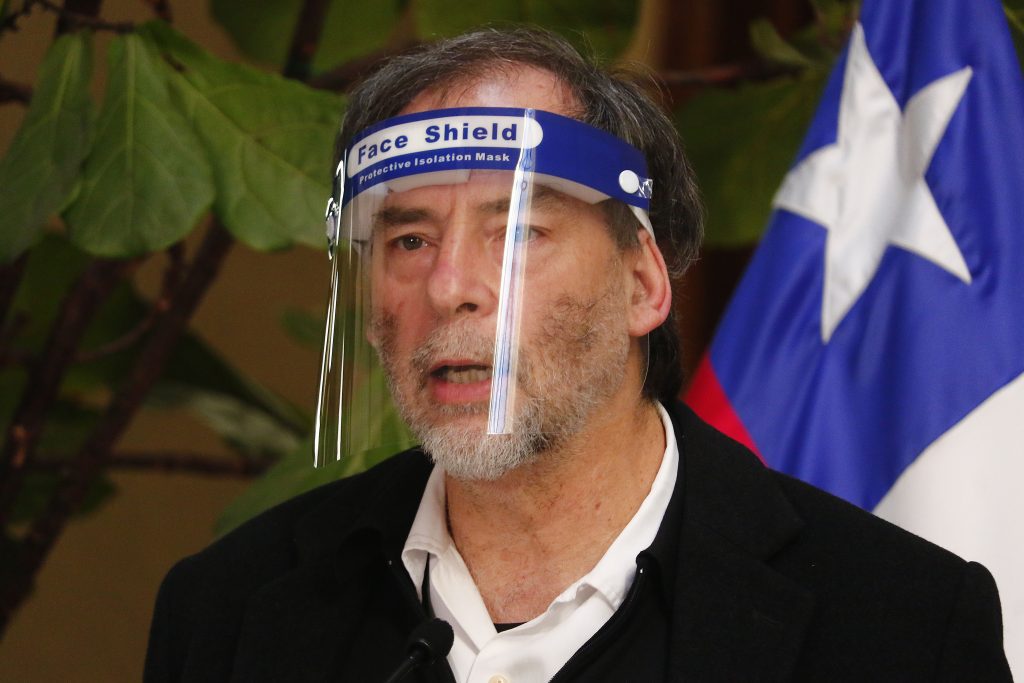 Senador Girardi solicita al Gobierno una ley para impedir alza de Isapres