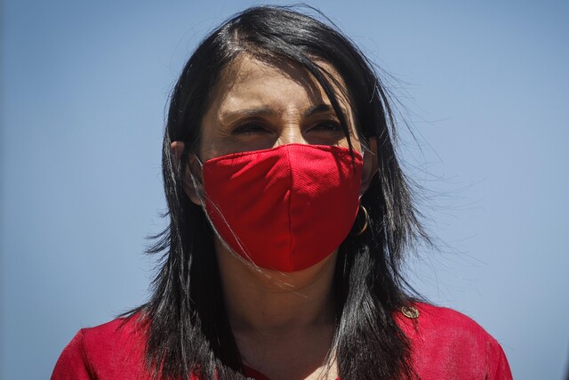Ministra Karla Rubilar evalúa renunciar al Colegio Médico: “Si no cambia el rumbo, no me quedaría otra alternativa”