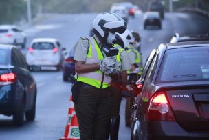 Carabineros detuvo a 2.450 personas en la última jornada