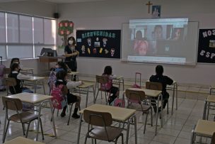 Perú postergará las clases presenciales si es que una tercera ola de Covid golpea al país