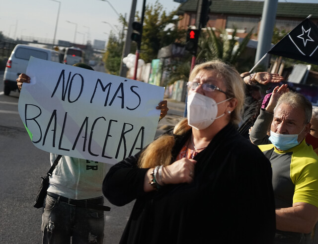 FOTOS | Vecinos de Maipú realizan manifestación tras “encerrona” que dejó a un niño muerto en la comuna