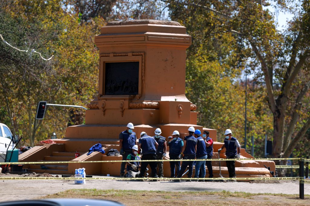 Pablo Allard por situación de la Plaza Baquedano: “Desplazar el monumento al General Baquedano fue una decisión acertada”