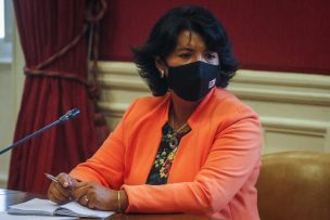 Yasna Provoste solicita reunión con la oposición para analizar proyecto que posterga elecciones de abril