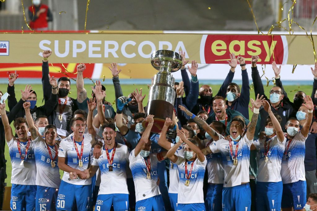 Universidad Católica a la cabeza: así quedó el palmarés de la Supercopa de Chile