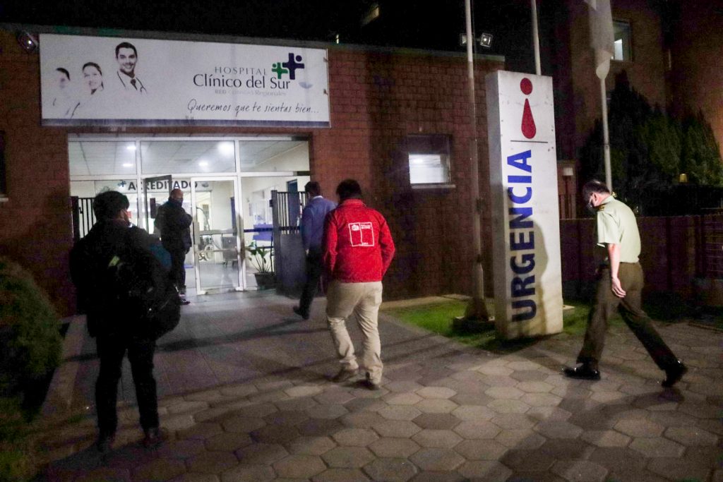 Doctor actualiza estado de salud de camarógrafo de TVN: “Se encuentra estable, tranquilo, pero va a quedar en vigilancia”