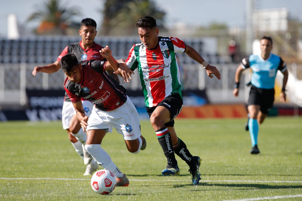 Deportes Antofagasta superó a Palestino en entretenido cruce en La Cisterna