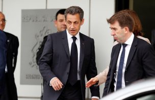 Expresidente de Francia Sarkozy es condenado por corrupción a tres años de prisión