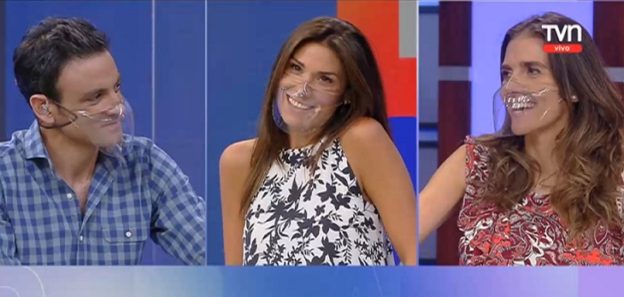 “No, momentito…”: La inesperada reacción de Gonzalo Ramírez tras “escapada” de Carolina Escobar del matinal de TVN
