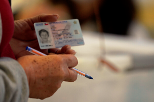 Gobierno emite decreto para extender vigencia de las cédulas de identidad