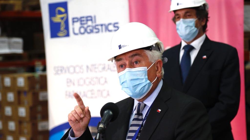 Ministro Paris hizo balance de “lo bueno y lo malo” a un año de la pandemia: “Los errores han sido superados”