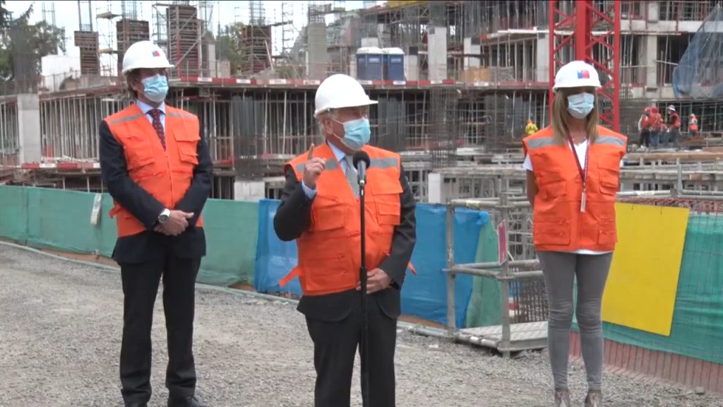Ministro Paris: “Nunca hemos pensado que la cuarentena total es la solución”