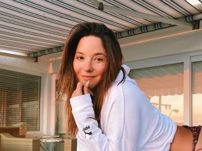 “A todo cachete”: Kel Calderón se llenó de halagos por paradisíaca foto de sus vacaciones