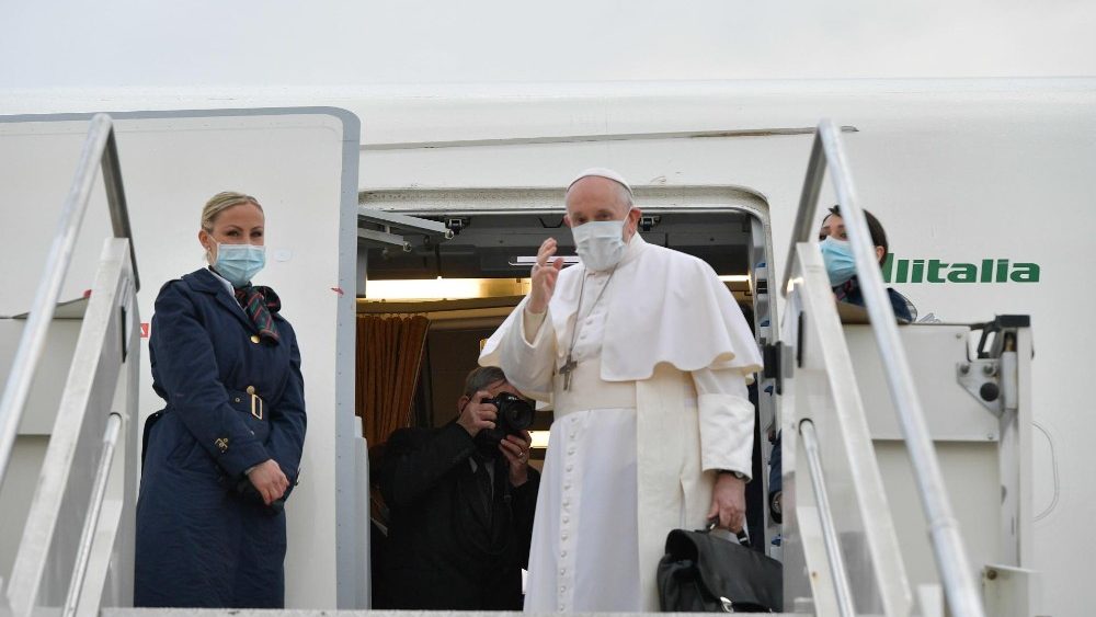 En medio de visita histórica a Irak, el Papa Francisco solicitó compromiso internacional para llevar la paz al Medio Oriente