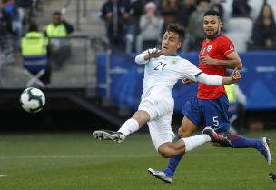 Paulo Dybala, una pelea con jugadores de la Roja y la 